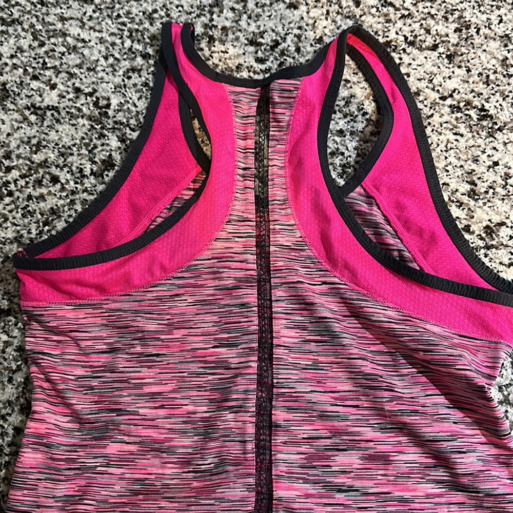 Avia Tank - Picture 2 of 2